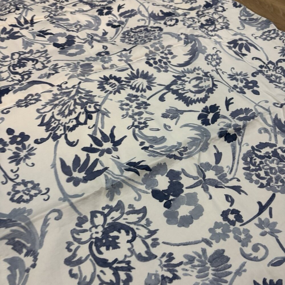 2 Liz Claiborne Pillow Shams Cases Blue White Floral 20”x36” Bedding Shabby - Picture 5 of 5